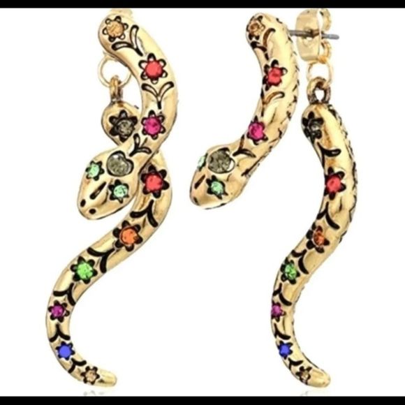 Betsey Johnson Jewelry - NEW BETSEY JOHNSON SNAKE FRONT BACK EARRINGS